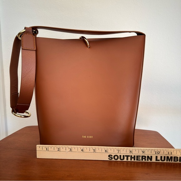 THE GOBO LEATHER BAG #03 "Anneau" Minimalist Bucket Bag - Picture 14 of 16